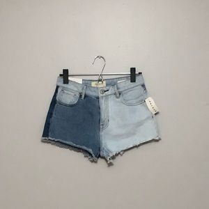 ‼️SOLD‼️ NWT PACSUN color block denim shorts